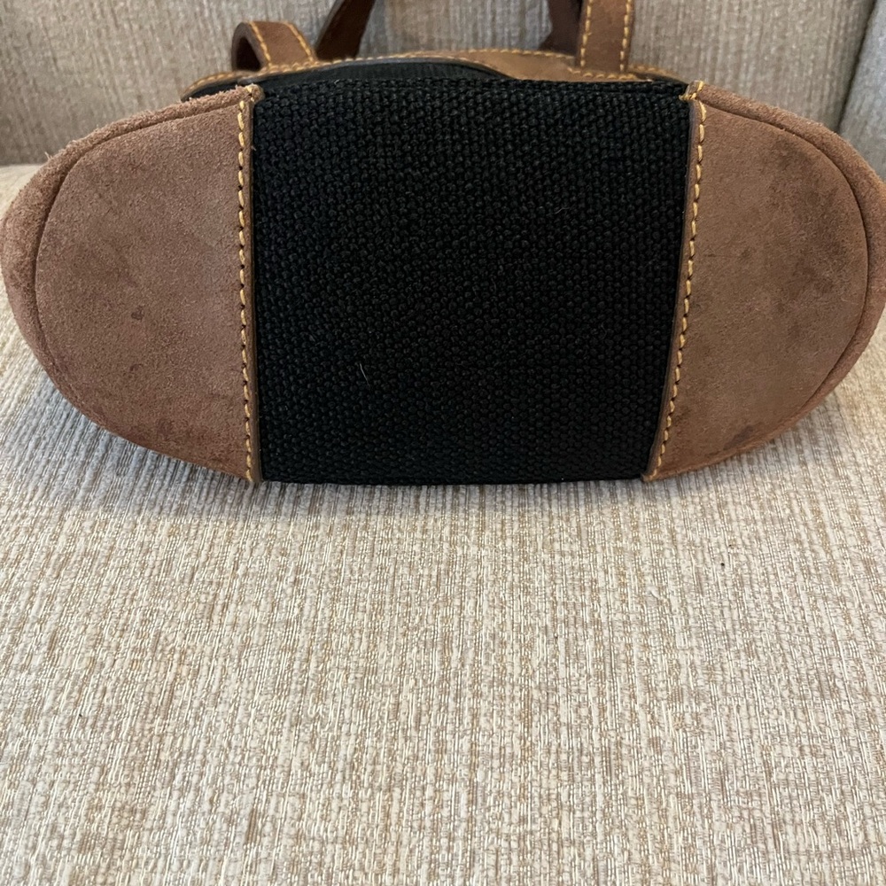 Tommy Bahama burlap suede purse - Picture 8 of 8